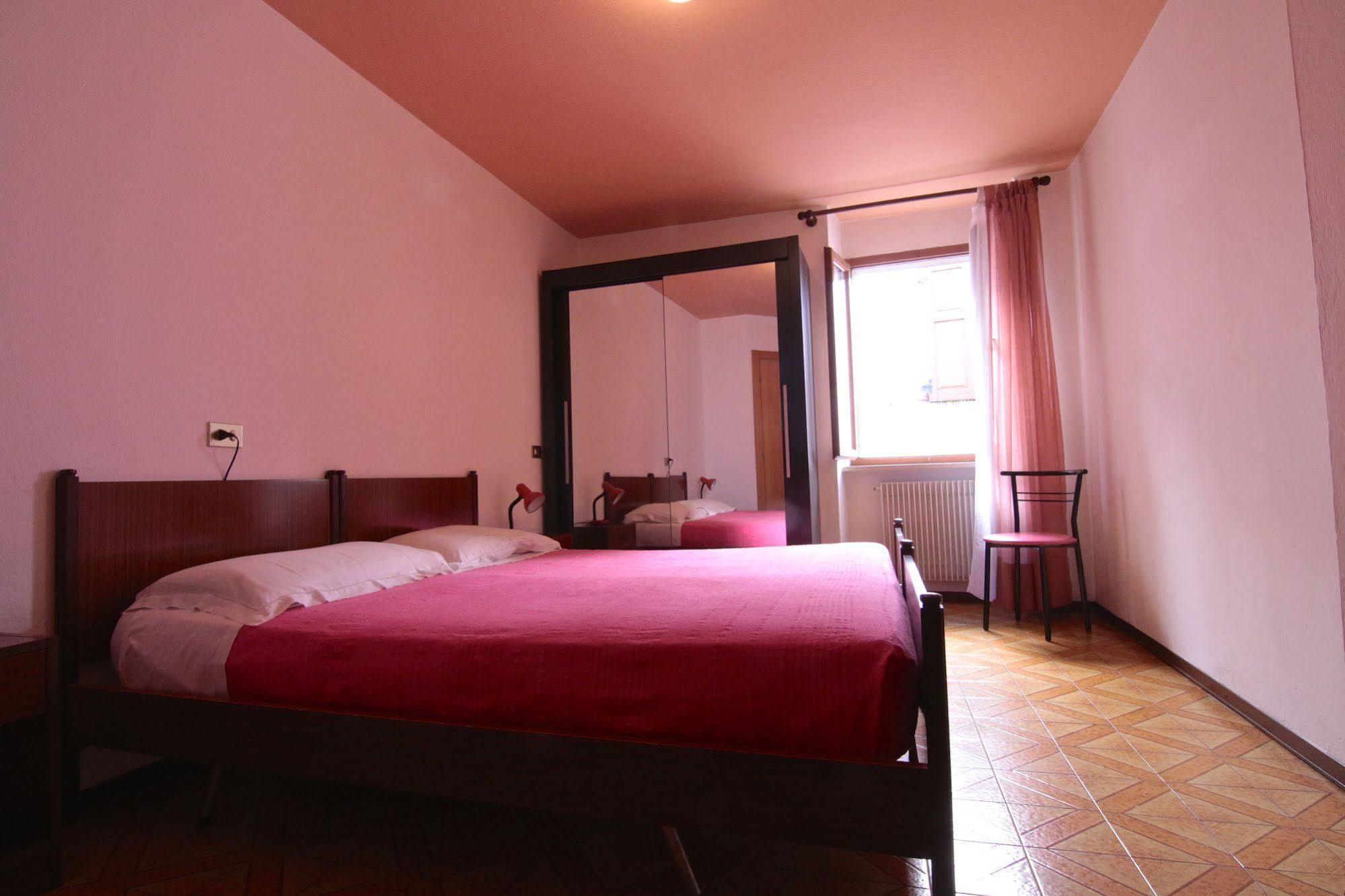 Residence Trieste Riva del Garda Exterior foto